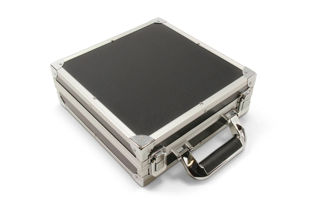 Silver Aluminium Flight Pool Ball Carry Case - Holds 16 Balls
