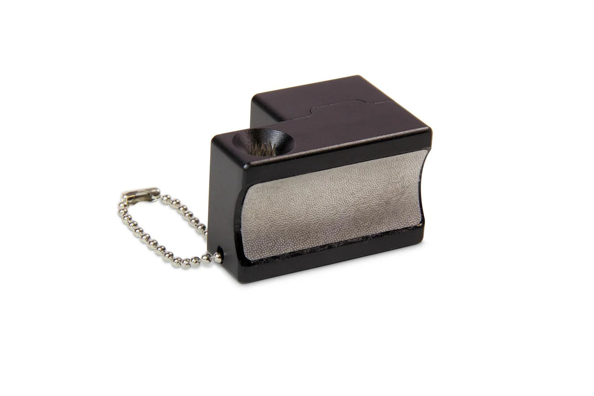 Baize Master Black 4 in 1 Metal Chalk Box & Tip Tool